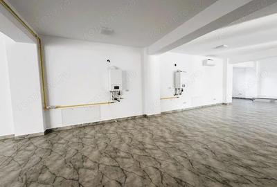 Spațiu comercial, de 180 mp, în Central - 8