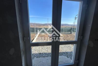 Duplex cu 4 camere cu Canalizare în Mohu - 33