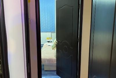 Vand apartament 3 camere, parter, transformat in spatiu comercial si garsoniera - 8