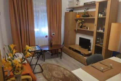 Apartament cu 3 camere decomandat în Central - 4