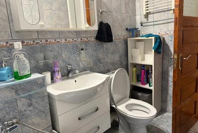 Spațiu comercial, de 60 mp, în Central - 9