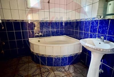 Casă cu 4 camere cu Teren 292 Mp în Central - 5
