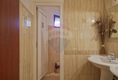 Casa / Vila de vanzare in Rasnov, afacere-Pensiune clasificata - 9