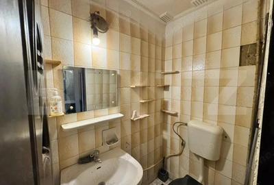 Apartament 4 camere decomandat Valea Rosie , Zona Scoala 29 - 12