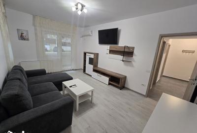 Apartament cu 2 camere decomandat în Apărătorii Patriei - 5