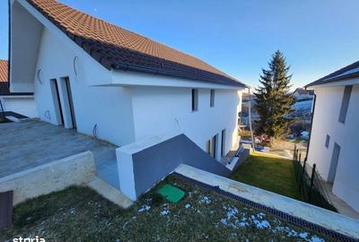 Casă cu Teren 1000 Mp în Făget - 2