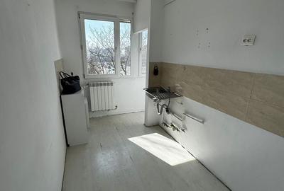 Apartament cu 2 camere decomandat în Gara - 3
