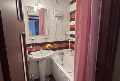 Apartament cu 3 camere decomandat în Dristor - 2