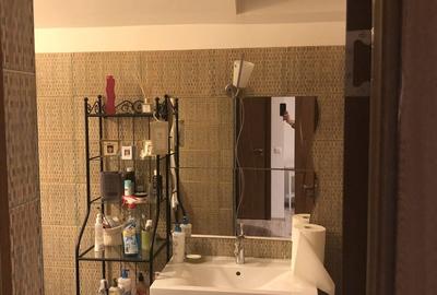 Casă cu 6 camere cu Teren 286 Mp în Eroii Revoluției - 6