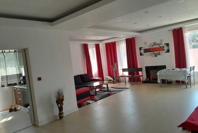 Casă în Central - 1