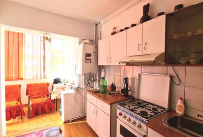 APARTAMENT 2  CAMERE - DECOMANDAT - ZONA GRIVITEI - 11