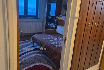 Apartament cu 2 camere decomandat, mobilat în Titan