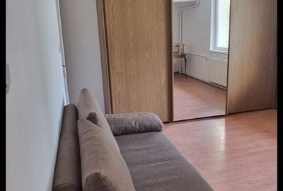 Garsonieră decomandată în Exterior Vest