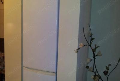 Apartament cu 3 camere decomandat în Berceni - 3
