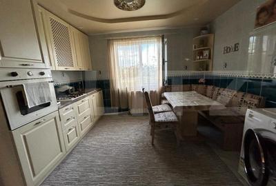 Casă cu 5 camere cu Teren 500 Mp în Central - 8