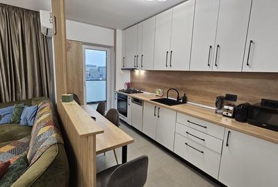 Apartament cu 3 camere semidecomandat în 13 Septembrie - 1