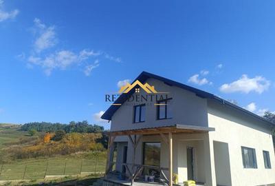 Casă individuală cu 7 camere cu Canalizare în Cătămărești - 1