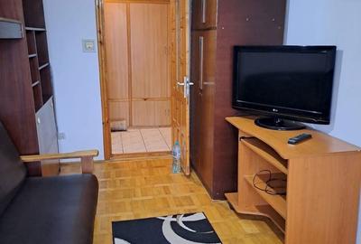 Apartament cu 3 camere decomandat în Central - 3