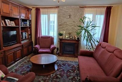 Proprietar vand casa 5 camere D+P+M, zona Traian Proprietar vand casa 5 camere D+P+M, zona Traian - 3