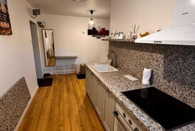 Apartament cu 2 camere, 1 Mai Insula - 9
