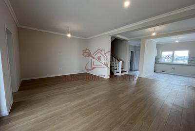 Duplex cu 5 camere cu Canalizare în Moșnița Nouă - 2