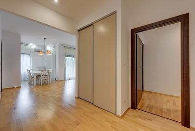 Apartament cu 4 camere decomandat, mobilat în Băneasa - 9