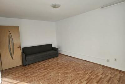 INCHIRIERE APARTAMENT 4 CAMERE | PARTER - 10