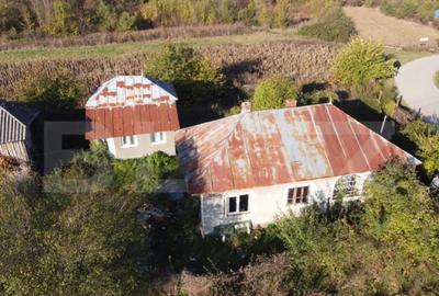 Casă cu 2 camere cu Teren 1000 Mp în Central - 5