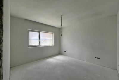 Duplex cu 5 camere cu Teren 369 Mp în Vest - 1