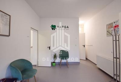 Apartament cu 8 camere în Central - 35