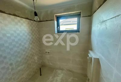 Casă individuală cu 4 camere cu Canalizare în Sânpetru - 9