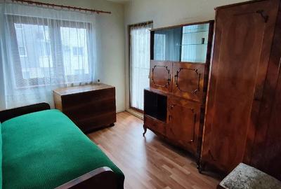 Apartament cu 4 camere decomandat în Central - 1