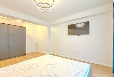 Apartament cu 2 camere, mobilat în Tractorul - 6