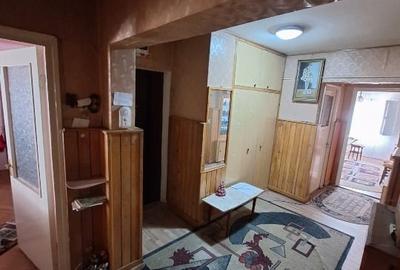 Apartament cu 4 camere decomandat, mobilat în Central - 14