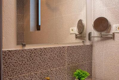 Casă cu Teren 253 Mp în Central - 14