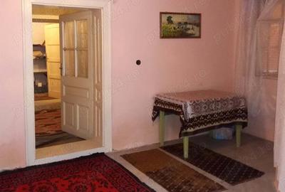 Casa ?i anexe, Cermei central, 2 curti, Front stradal 50 ML, 2880 mp - 2