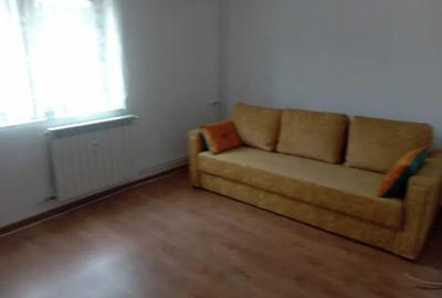 Garsonieră decomandată, mobilată în Drumul Taberei