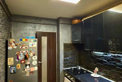 [PROPRIETAR] Podu Ro? - 2 camere - 50m2 - etaj 3 4 - 2