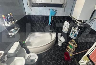 Casă cu 4 camere cu Teren 300 Mp în Central