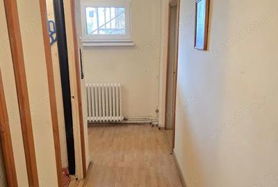 Apartament cu 2 camere decomandat în Micro 15 - 2