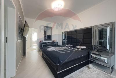 Casa / Vila cu 4 camere de vanzare - 12