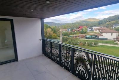 De inchiriat apartament 3 camere - prima inchiriere - complet mobilat si utilat! - 13