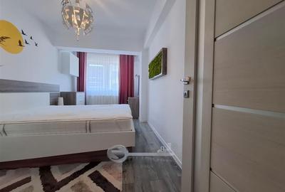 Apartament cu 3 camere decomandat, mobilat în Galata - 12