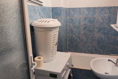 Garsonieră semidecomandată în 9 Mai - 2