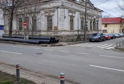 Casă individuală cu 10 camere cu Teren 978 Mp în Central - 2