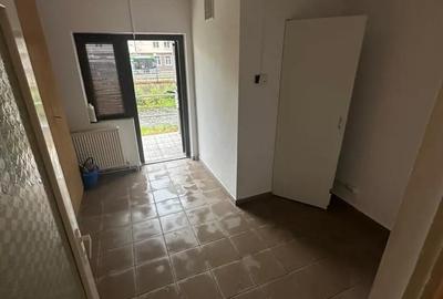 Spațiu comercial, de 105 mp, în Central - 1