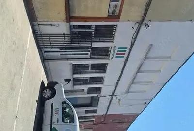 Spațiu comercial, de 1,800 mp, în Brătianu - 1