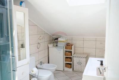 Casă cu 6 camere cu Garaj în Voitinel - 6