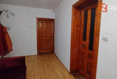 Casă cu 6 camere cu Canalizare în Bucovina - 5