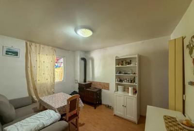 Casă cu 3 camere cu Teren 1027 Mp în Central - 11